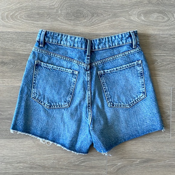 Denim High-Waisted Zara Shorts - Picture 2 of 3